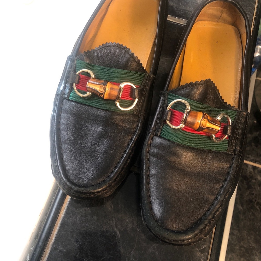 Gucci driving shoes some imperfections on bottom, good condition